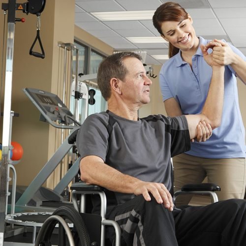 img-man-spinal-cord-injury-rehab
